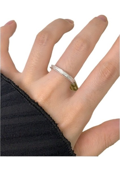 Yaz Tüm Uyumlu Hafif Lüks Niş Tasarım Siyah ve Beyaz Gümüş Açık Yüzük S925 (Yurt Dışından) fiyatları