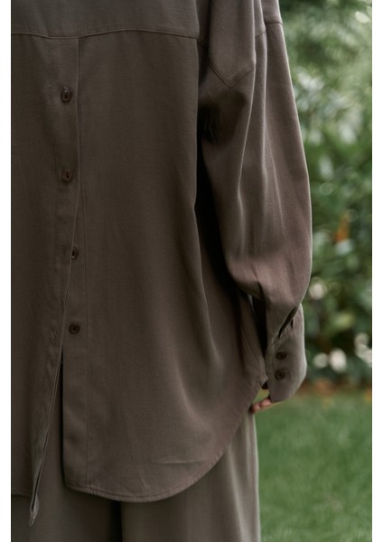 Nunzia Arka Detaylı Soft Kahve Oversize Gömlek Pantolon Takım