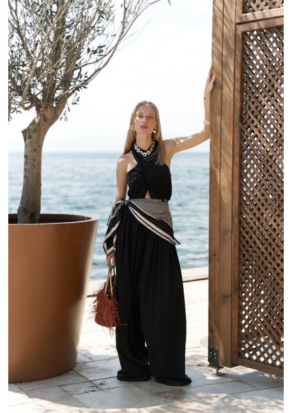 Lios Pencere Detay Siyah Uzun Tulum