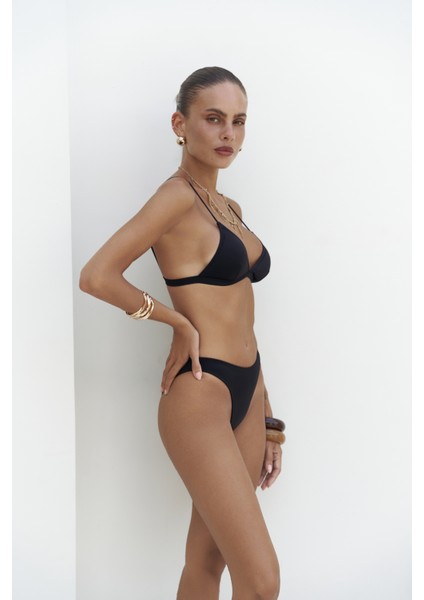 Bintang Ayarlanabilir Üçgen Siyah Bikini Üstü