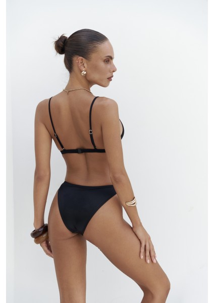 Bintang Ayarlanabilir Üçgen Siyah Bikini Üstü