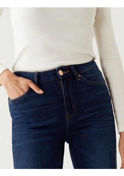 Sienna Straight Leg Jean Pantolon