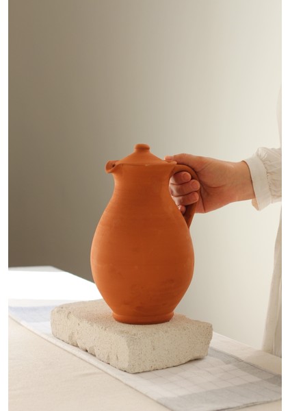 Klasik El Yapımı Sırsız Toprak Sürahi modelleri