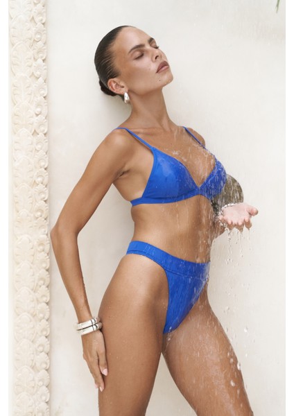 Bagus Askılı Üçgen Mavi Bikini Üstü