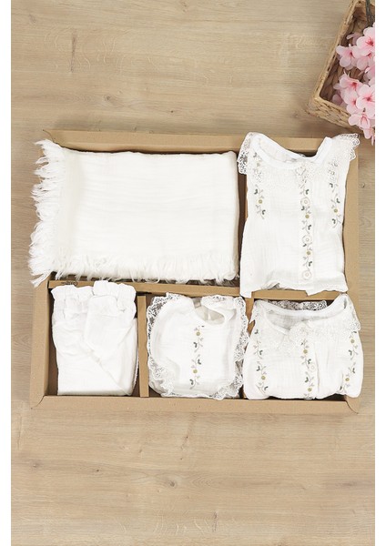 Kız Bebek Yenidoğan Süslü Müslin 10 Lu Lüks Işlemeli Yazlık Müslin Hastane Çıkışı Zıbın Set STL7059 modelleri