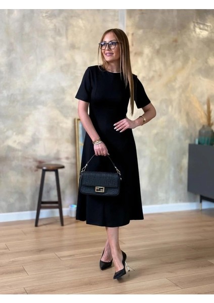 Ipeksi Kadın Kısa Kollu Bisiklet Yaka Midi Viskon Iki Iplik Elbise