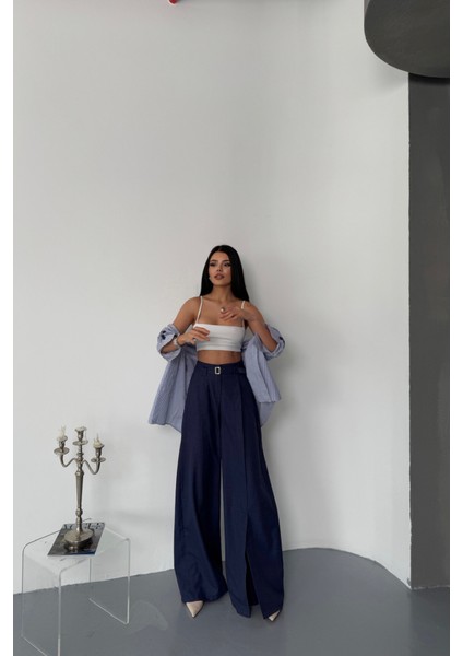 Ipeksi Salaş Önden Yırtmaç Detaylı Bel Kemerli Pantolon - Lacivert fırsatları