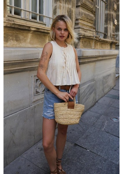 Ipeksi Pileli Bağlamlı Bluz - Natür fiyatları