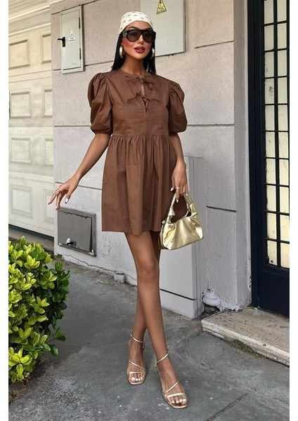 Ipeksi Önü Fiyonk Bağlamalı ve Balon Kollu Elbise 2893