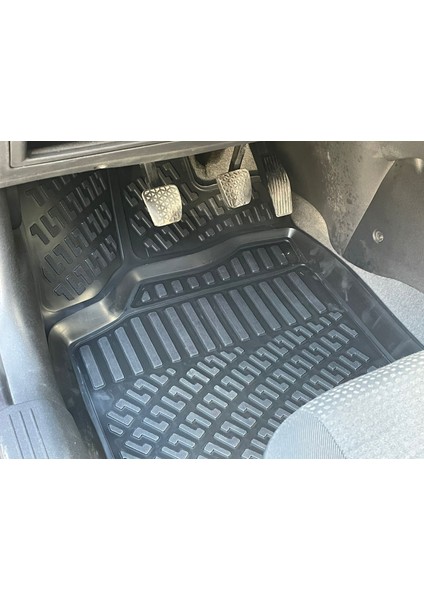 Opel Corsa C 3D Siyah Havuzlu Paspas 2000 ve 2006 indirimleri