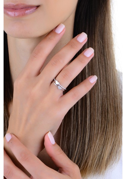 Gümüş Rodyumlu Zirkon ve Sedef Taşlı Aşık Kalpler Yüzük