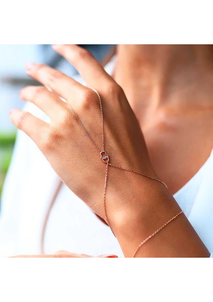 Fatma Eli Kirpik Şahmeran