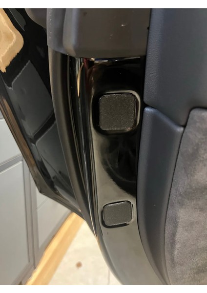 Tesla Model Y Kapı Kapağı Contası 4'lü fiyatları