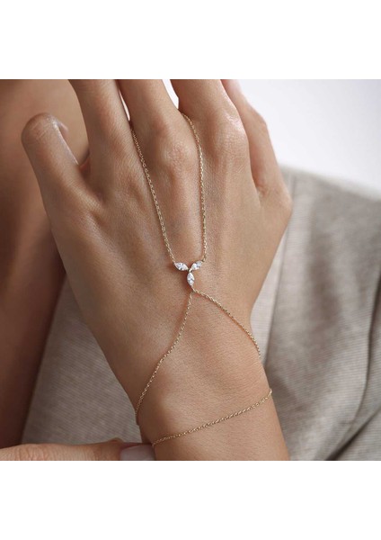 Üç Yaprak Şahmeran