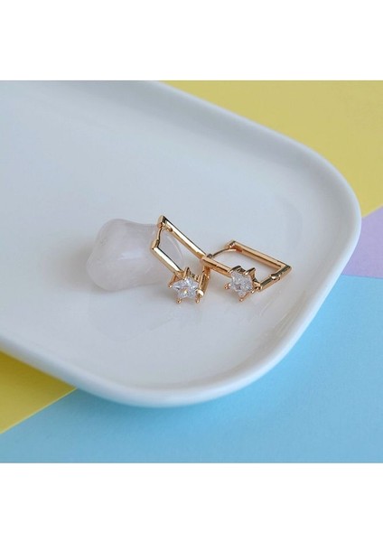 Yıldız Taşlı Kare Küpe Halka Küpe Tektaş Yıldız Detaylı 14 mm fırsatları