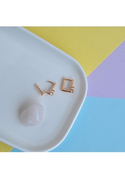 Yıldız Taşlı Kare Küpe Halka Küpe Tektaş Yıldız Detaylı 9 mm