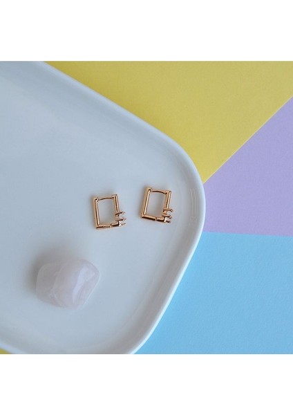 Yıldız Taşlı Kare Küpe Halka Küpe Tektaş Yıldız Detaylı 9 mm modelleri