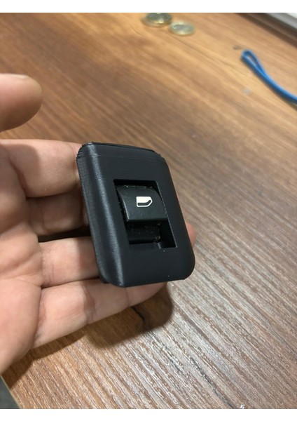 Peugeot 508 Cam Açma Tuşu ve Kapağı