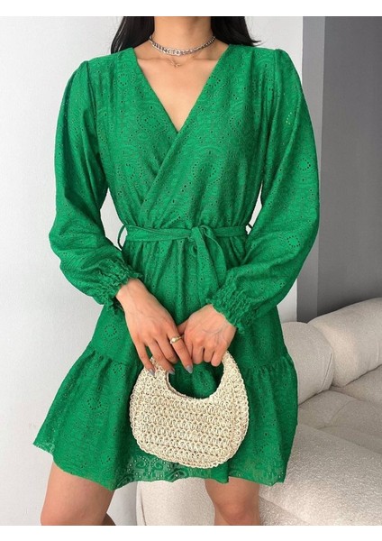 Ipeksi Kadın Fırsat Ürünü Kruvaze Yaka Güpürlü Mini Elbise fırsatları