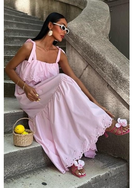 Ipeksi Etek Ucu Brode Nakışlı Boyundan Bağlamalı Elbise 2881 fırsatları