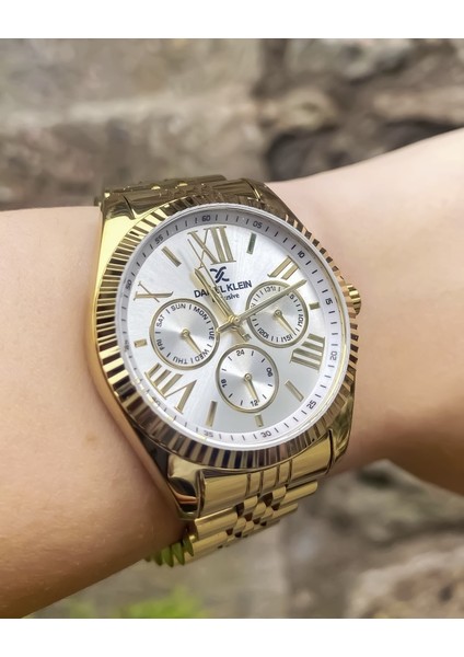 DKE.1.10847 Exclusive Tüm Fonksiyonlar Aktif 3 Atm Su Geçirmezliğe Sahip Altın Renk Renk Kadın Kol Saati