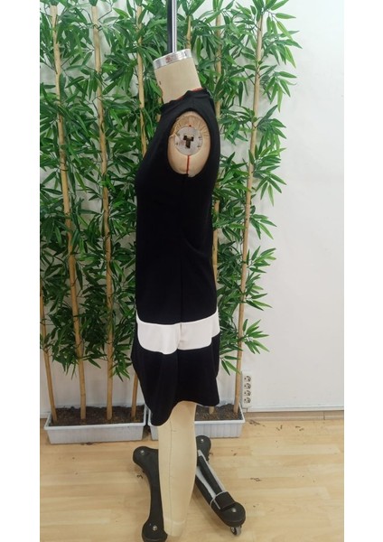 Ipeksi Kadın Sıfır Kol Yarı Balıkçı Yaka Şerit Detaylı Ithal Krep Elbise