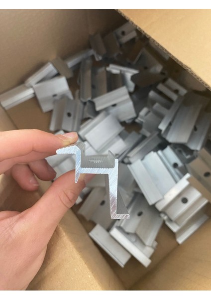 Güneş Paneli Sonlandırıcı Klemp/tutucu