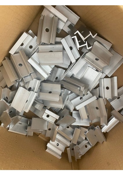 Güneş Paneli Sonlandırıcı Klemp/tutucu fırsatları