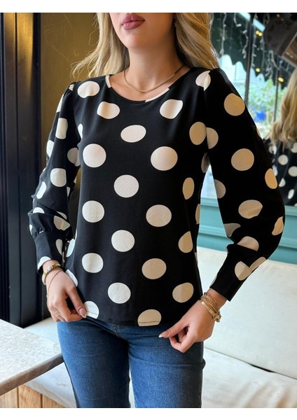 Ipeksi Kadın Uzun Kollu Bisiklet Yaka Kollar Geniş Kol Ağzı Manşetli Iki Düğmeli Detay Krep Bluz