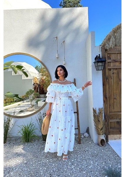 Ipeksi Kırmızı Omuzları Lastikli Brode Elbise