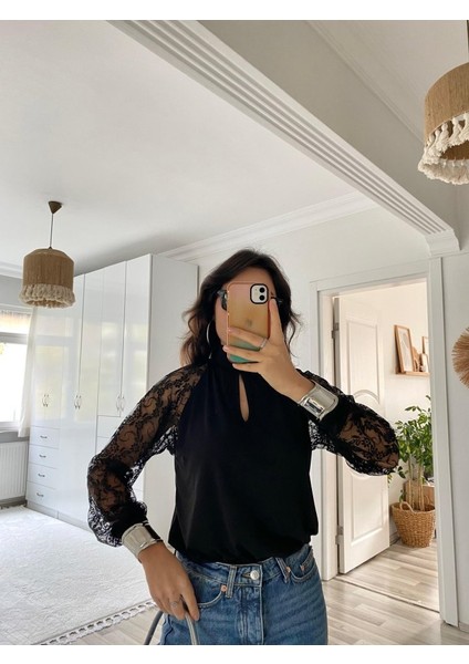 Ipeksi Kadın Uzun Kollu Göğüs Pencere Detay Yaka Boğazlı Kolları Tüllü Sandy Bluz fiyatları