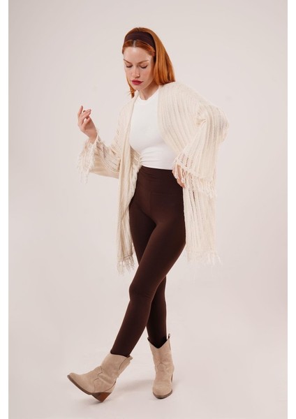 Ipeksi Püskül Detaylı Delikli Model Krem Hırka modelleri