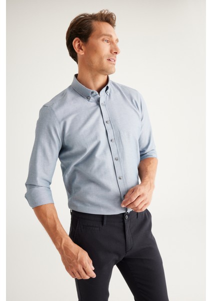 Erkek Gri Düğmeli Yaka Kolay Ütülenebilir Pamuklu Slim Fit Dar Kesim Oxford Gömlek indirimleri