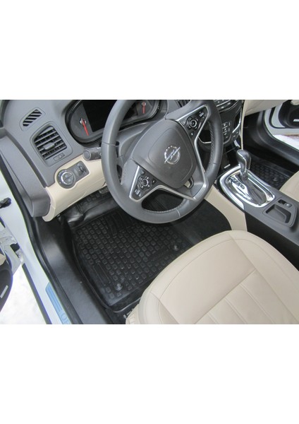 Opel Insıgnıa 3D Siyah Havuzlu Paspas 2008 ve 2017 fırsatları