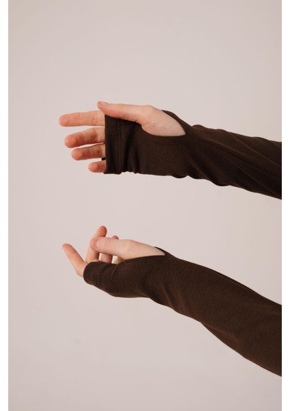 Ipeksi Kare Yaka Bluz ve Yırtmaç Detaylı Etek Ikili Kahverengi Takım modelleri