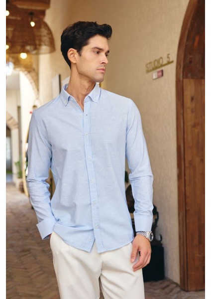 Kure Erkek Gömlek Modern Slim Fit Keten Görünümlü Ince ve Sık Çizgili Doku