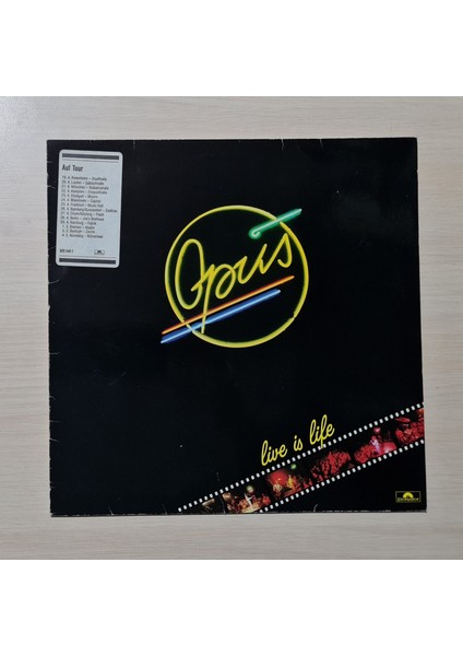 - Live Is Life - 1984 - Dönem Baskı Plak - Longplay - Lp
