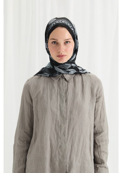 Camellia Ipek Krep Şal - Siyah
