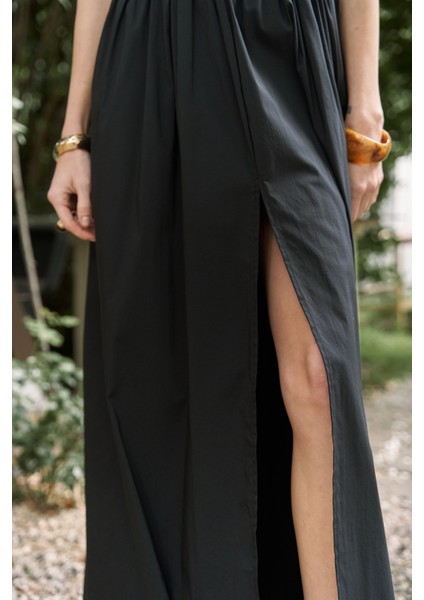 Emilia Korse Detay Siyah Uzun Elbise