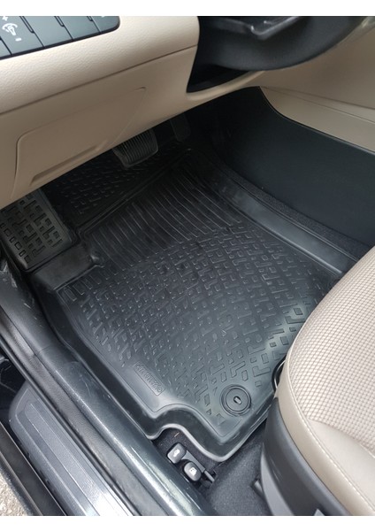 Hyundaı Elantra 3D Siyah Havuzlu Paspas 2015 ve 2020 indirimleri