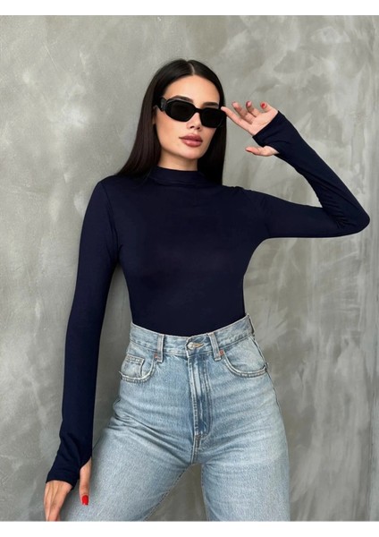 %95 Pamuklu Parmak Geçmeli Kadın Body – Esnek Kumaş modelleri