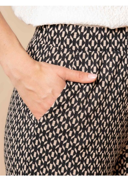 Kadın Siyah Beli Lastikli Rahat Kalıp Desenli Pantolon,kadın Pantolon fiyatları
