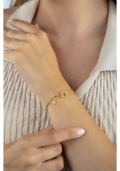 Altın Renkli Ataş Zincirli Yonca Desenli Zarif Bileklik