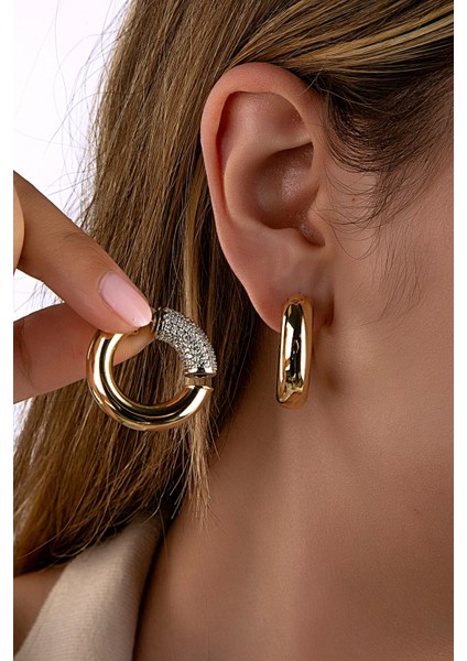 Altın Renkli Arkası Full Taşlı Çelik Halka Küpe