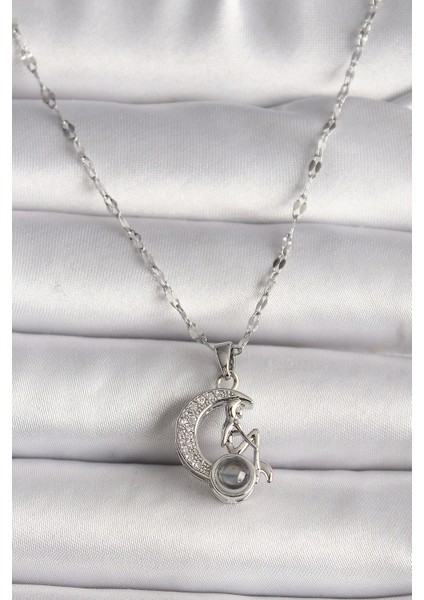 316L Çelik Gold Renk Zirkon Taşlı Hilal Oturan Kadın Figür Projeksiyon Model Kadın Kolye