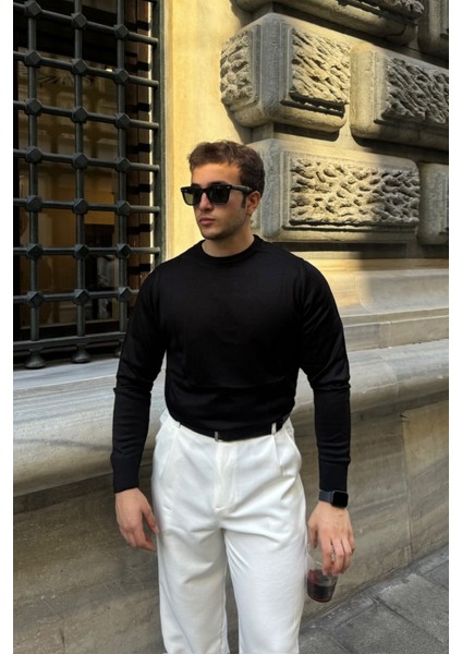 Erkek Standart Fit Normal Kesim Bisiklet Yaka Triko Kazak fırsatları