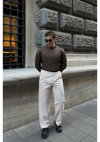 Erkek Standart Fit Normal Kesim Bisiklet Yaka Triko Kazak fiyatları