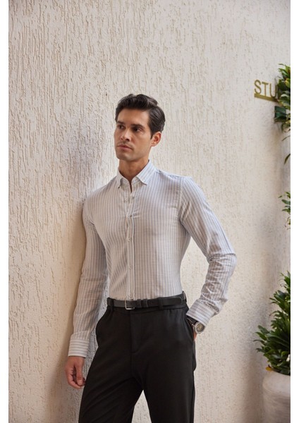Onan Erkek Klasik Gömlek Modern Slim Fit Keten Görünümlü Ince Çizgili Desen