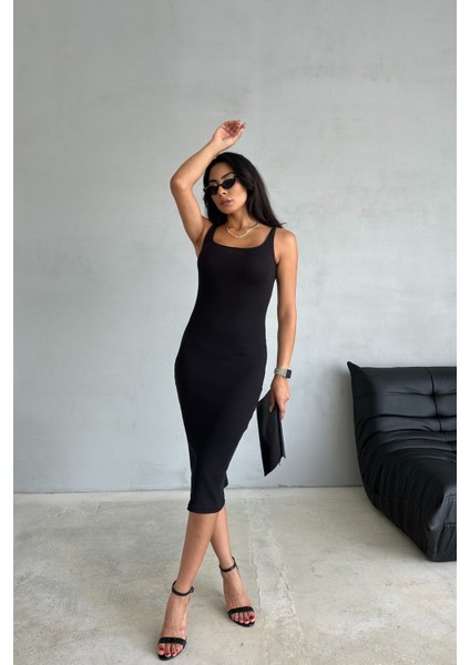 Vücuda Oturan Kalın Askılı Kolsuz Havuz Yaka Esnek Midi Elbise fiyatları