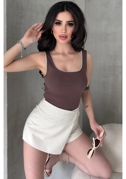 Nakış Detaylı Kalın Askılı Bluz Atlet %100 Pamuklu